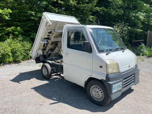 1999 Mitsubishi Minicab JDM car for sale — photo 2 of 10