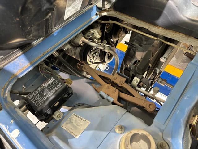 2000 Daihatsu Hijet JDM car for sale — photo 6 of 23