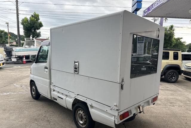 2004 Mitsubishi Minicab JDM car for sale — photo 9 of 25
