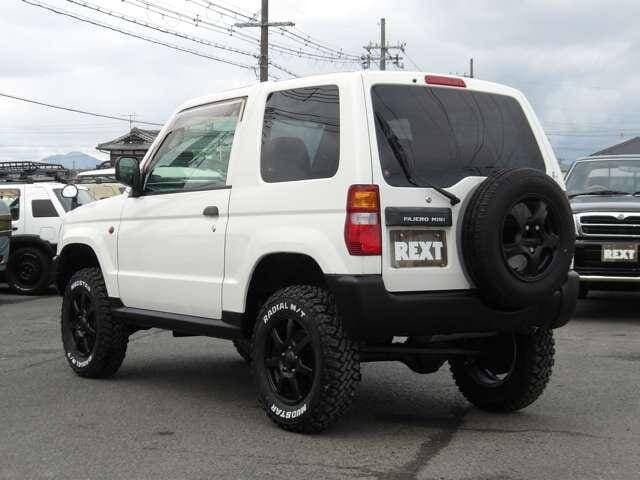 2001 Mitsubishi Pajero Mini JDM car for sale — photo 9 of 19