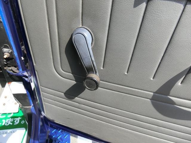 1983 Toyota Land Cruiser JDM car for sale — photo 15 of 19