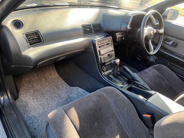 1989 Nissan Skyline JDM car for sale — photo 12 of 17