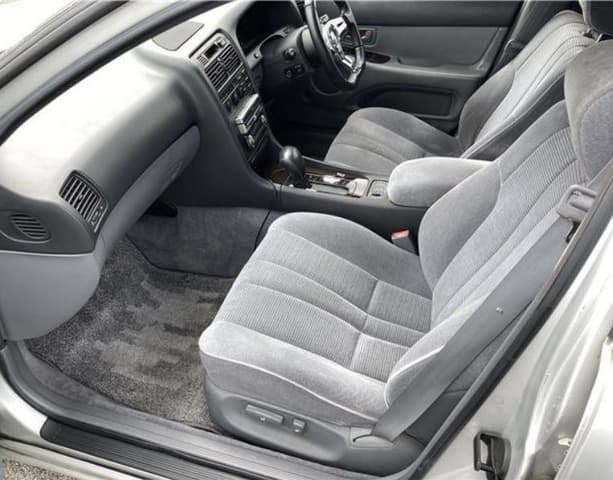 1992 Toyota Aristo JDM car for sale — photo 8 of 20