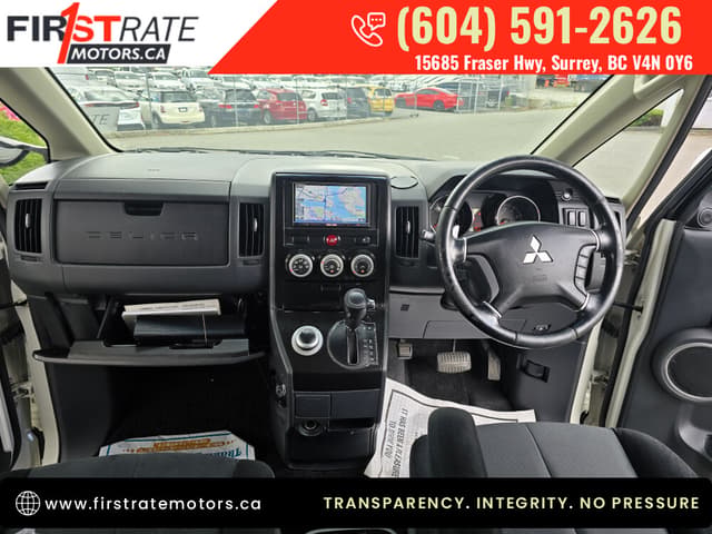 2009 Mitsubishi Delica JDM car for sale — photo 13 of 25