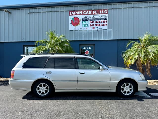 2000 Toyota Crown JDM car for sale — photo 9 of 18
