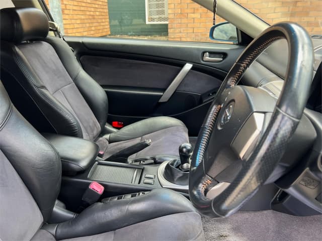 2004 Nissan Skyline JDM car for sale — photo 13 of 15