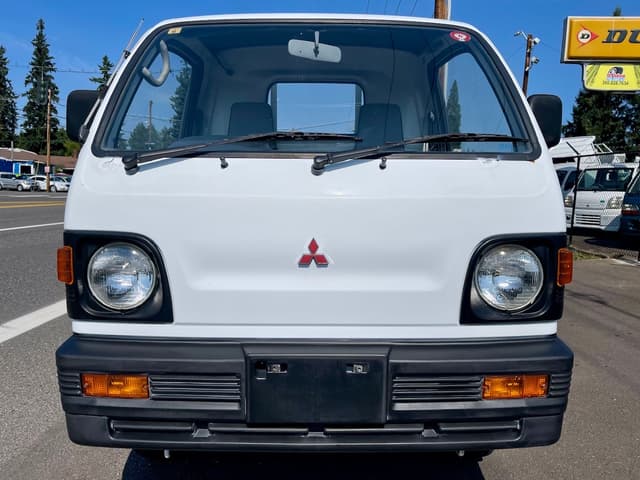 1992 Mitsubishi Minicab JDM car for sale — photo 5 of 25