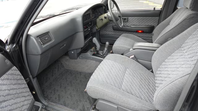 1997 Toyota Hilux JDM car for sale — photo 12 of 15