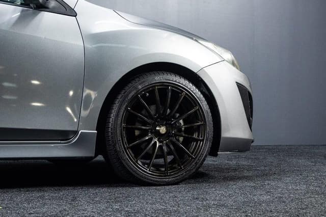 2010 Mazda Axela JDM car for sale — photo 10 of 17