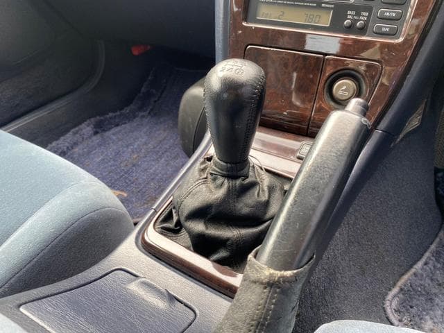 1994 Toyota Mark II JDM car for sale — photo 19 of 25