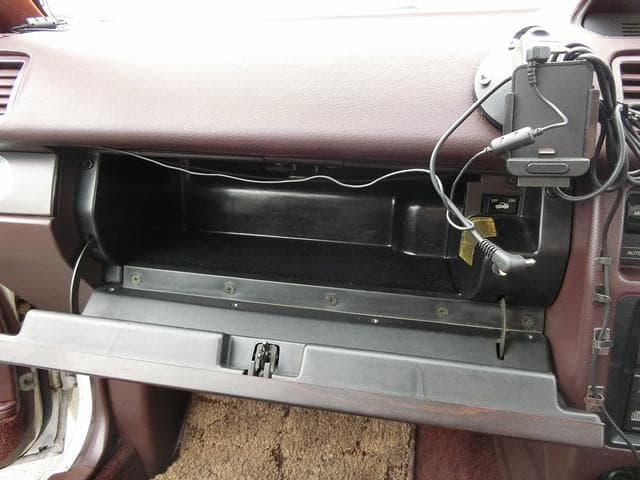 1988 Nissan Gloria JDM car for sale — photo 21 of 25