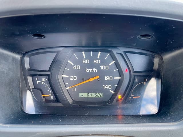 1999 Mitsubishi Minicab JDM car for sale — photo 18 of 25