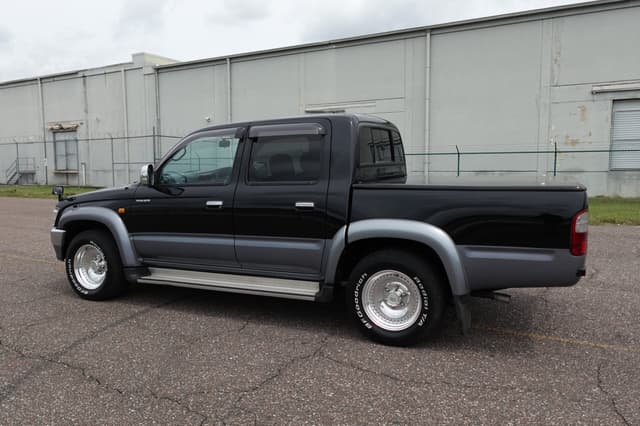 1997 Toyota Hilux JDM car for sale — photo 11 of 19