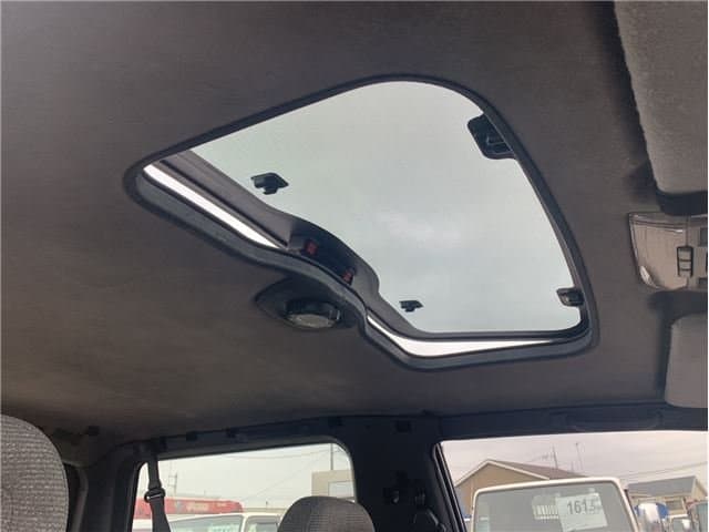 1992 Mitsubishi Pajero JDM car for sale — photo 25 of 25