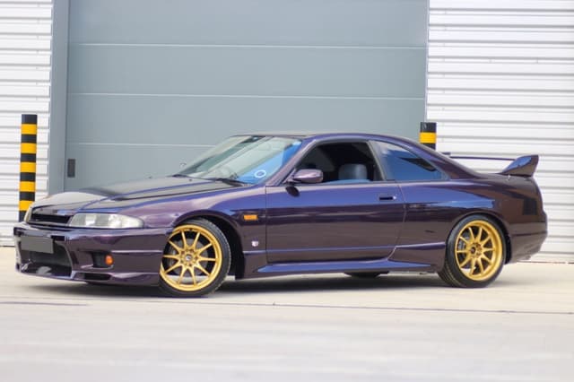 1998 Nissan Skyline JDM car for sale — photo 3 of 25