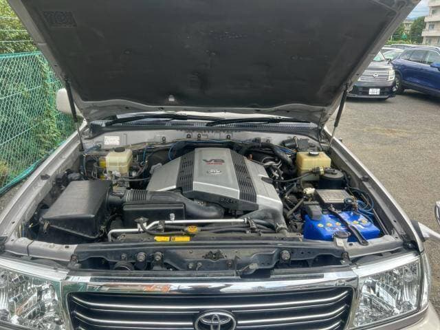 2000 Toyota Land Cruiser JDM car for sale — photo 8 of 19