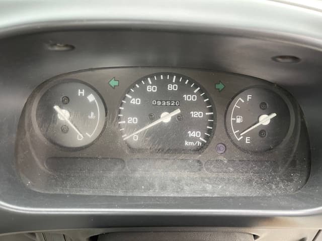 1998 Daihatsu Hijet JDM car for sale — photo 17 of 25