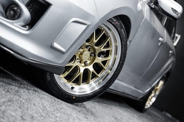 2012 Subaru Impreza JDM car for sale — photo 2 of 19