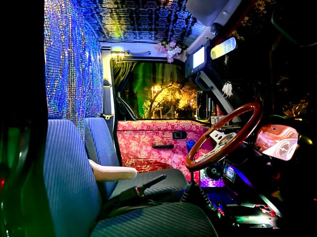 1997 Daihatsu Hijet JDM car for sale — photo 18 of 20