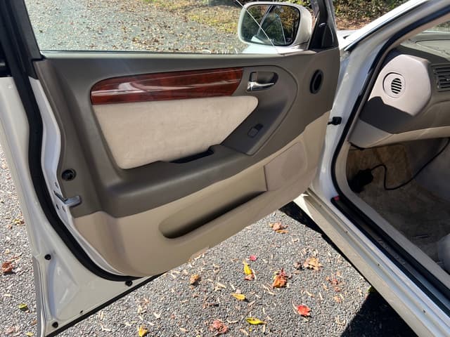 1997 Toyota Aristo JDM car for sale — photo 16 of 19
