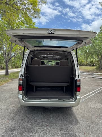 1997 Toyota HiAce JDM car for sale — photo 10 of 25