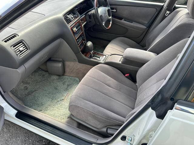 1999 Toyota Mark II JDM car for sale — photo 11 of 20