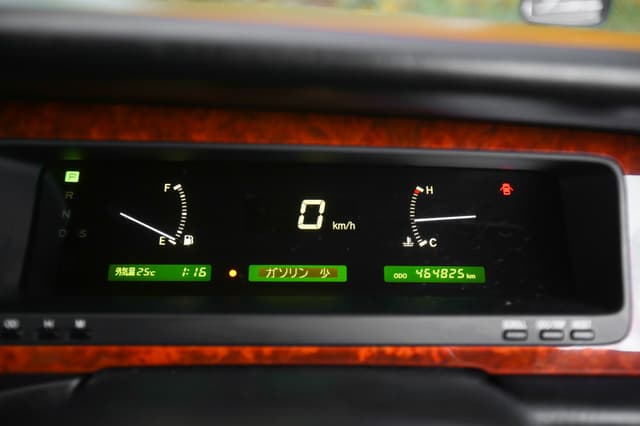 Toyota Century JDM car for sale — photo 12 of 25