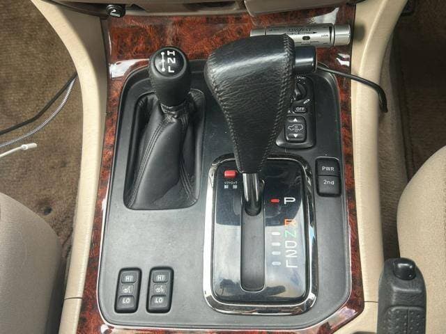 2000 Toyota Land Cruiser JDM car for sale — photo 16 of 19