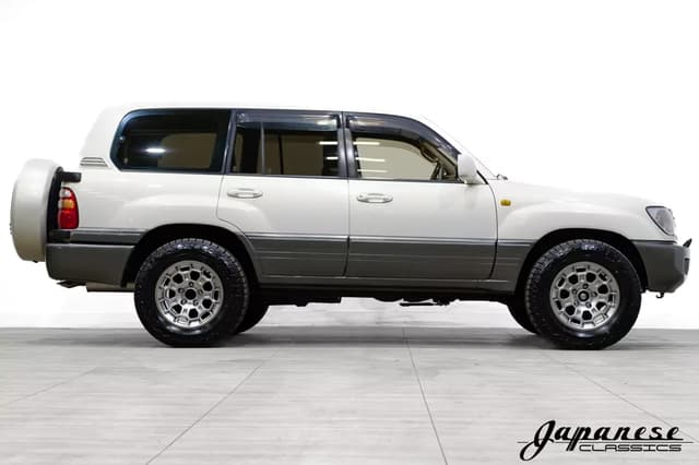 1998 Toyota Land Cruiser JDM car for sale — photo 5 of 25