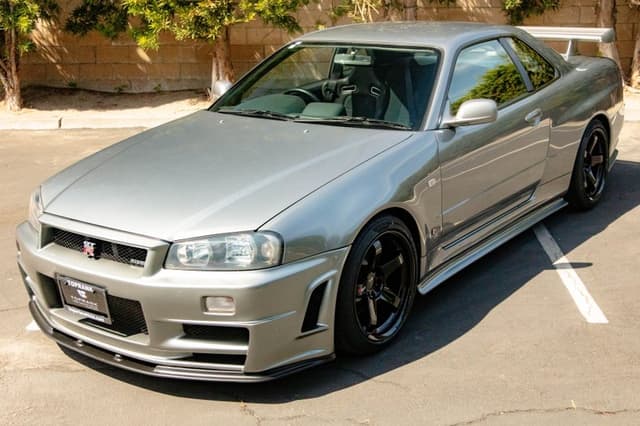 2000 Nissan Skyline JDM car for sale — photo 2 of 25