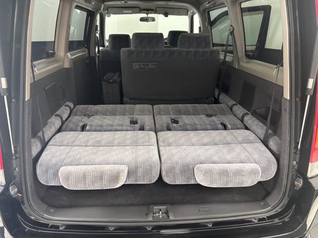 2000 Honda Stepwagon JDM car for sale — photo 24 of 25
