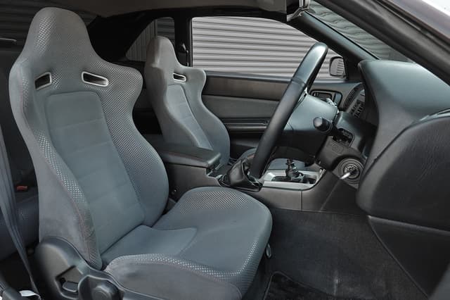 2000 Nissan Skyline JDM car for sale — photo 7 of 25