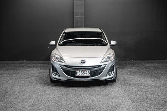 2011 Mazda Axela JDM car for sale — photo 4 of 16