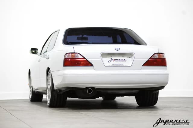 1996 Nissan Gloria JDM car for sale — photo 6 of 25