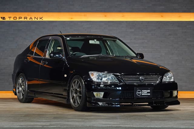 2002 Toyota Altezza JDM car for sale — photo 14 of 25