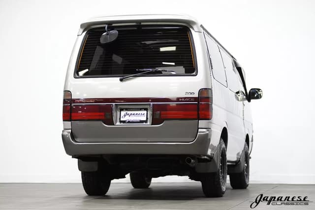 1996 Toyota HiAce JDM car for sale — photo 8 of 25