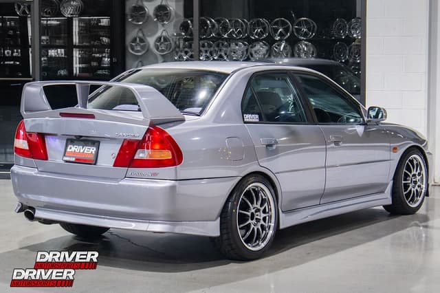 1996 Mitsubishi Lancer Evolution JDM car for sale — photo 10 of 25