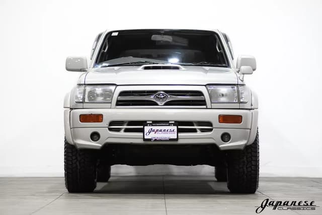 1996 Toyota Hilux JDM car for sale — photo 2 of 25