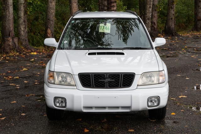 2001 Subaru Forester JDM car for sale — photo 2 of 13