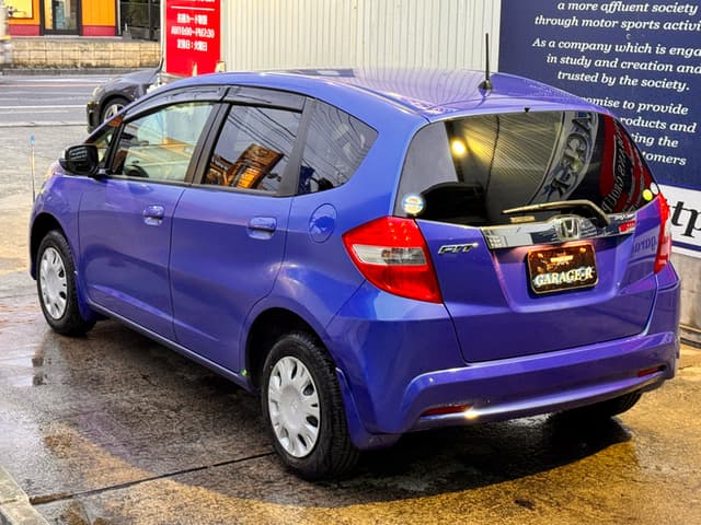 2011 Honda Fit JDM car for sale — photo 17 of 25