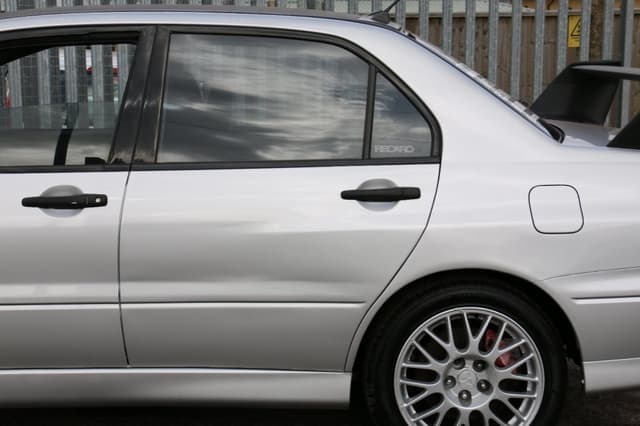 2001 Mitsubishi Lancer Evolution JDM car for sale — photo 21 of 25