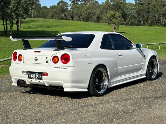 1999 Nissan Skyline JDM car for sale — photo 9 of 10
