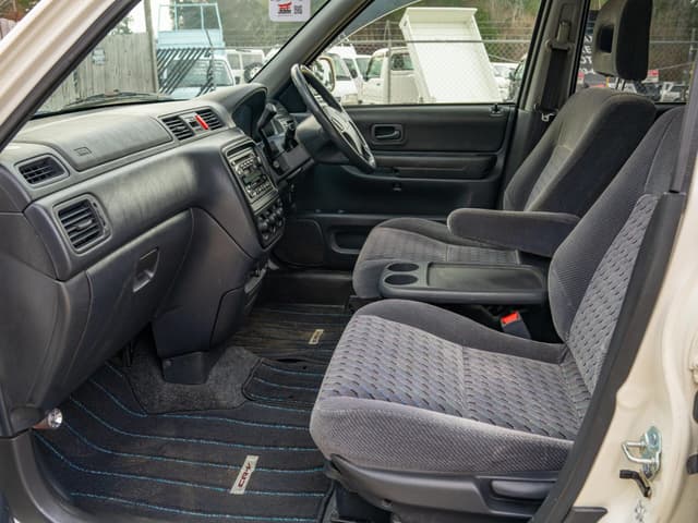 1999 Honda CR-V JDM car for sale — photo 11 of 15