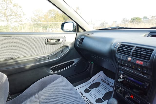 1995 Honda Integra JDM car for sale — photo 11 of 17