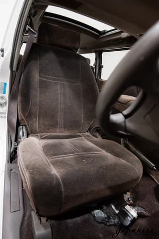 1995 Toyota HiAce JDM car for sale — photo 15 of 25