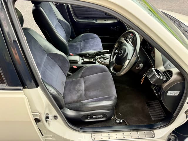 1999 Toyota Altezza JDM car for sale — photo 15 of 19