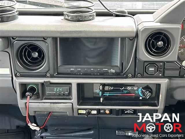 1993 Toyota Land Cruiser Prado JDM car for sale — photo 14 of 20