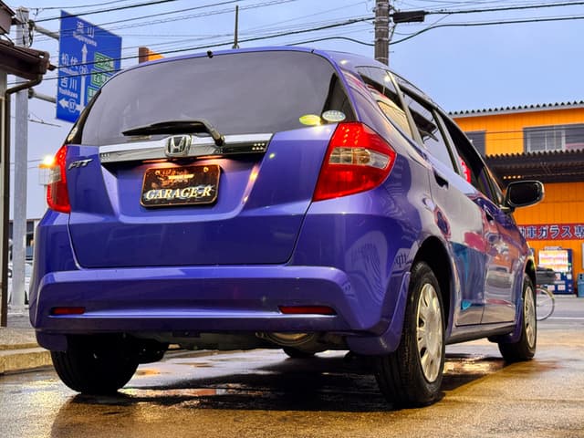 2011 Honda Fit JDM car for sale — photo 15 of 25