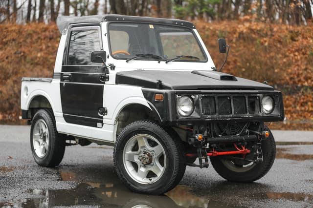 1989 Suzuki Jimny JDM car for sale — photo 13 of 25