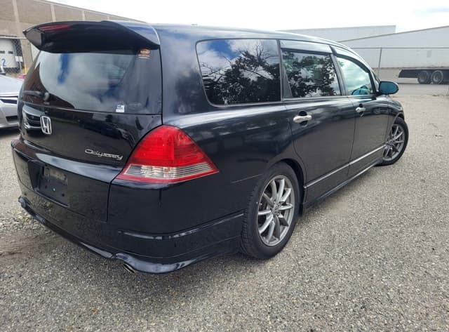 2004 Honda Odyssey JDM car for sale — photo 3 of 10